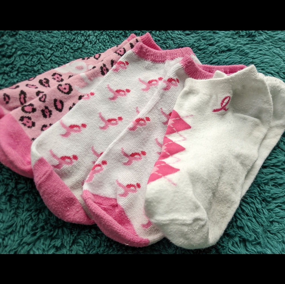 8 Pairs Breast Cancer Awareness Socks